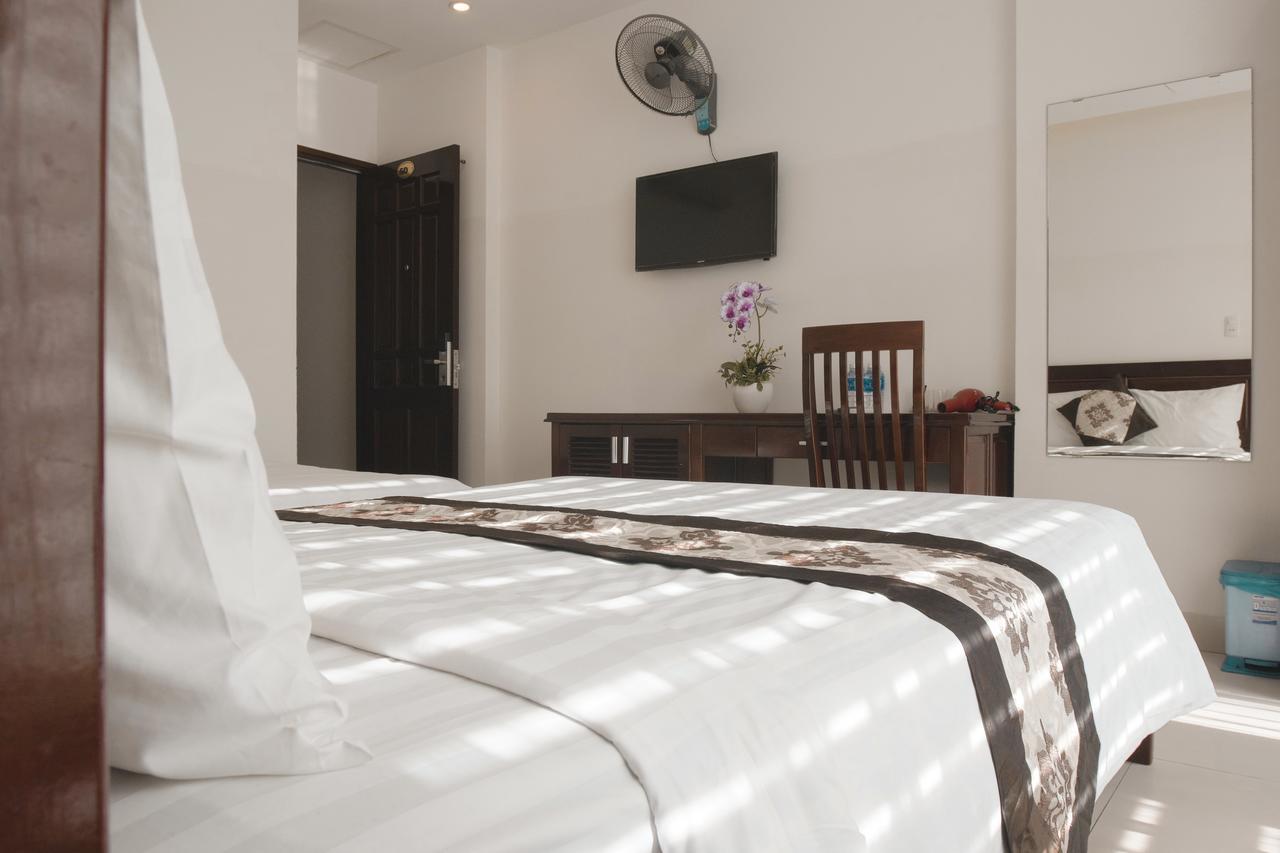 Gold Summer Hotel 1 Son Tra Екстер'єр фото