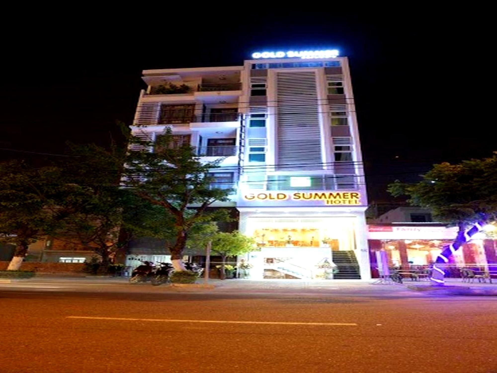 Gold Summer Hotel 1 Son Tra Екстер'єр фото